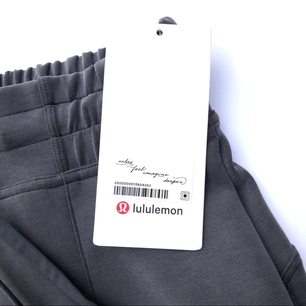 NWT Lululemon Soft Ambitions Shorts - Picture 4 of 6